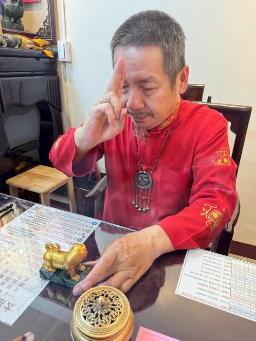 586234780 33378859181705171 1624349759175296407 N