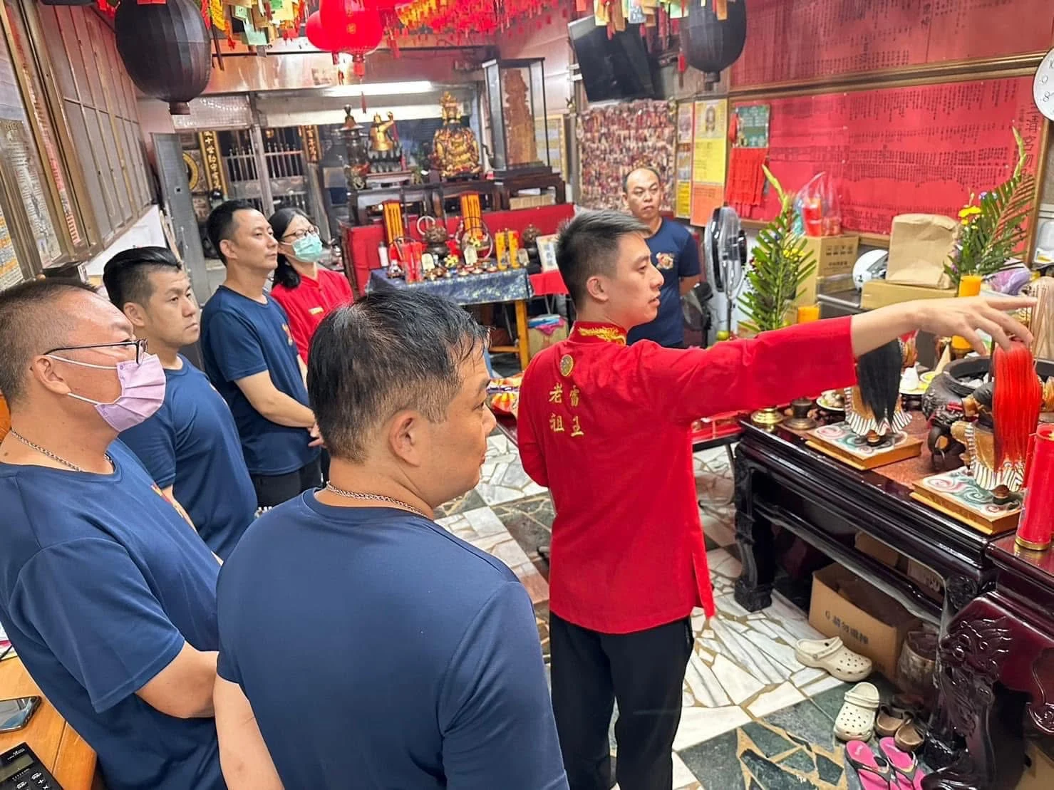 581801248 33268497586074665 7537393898190976798 N