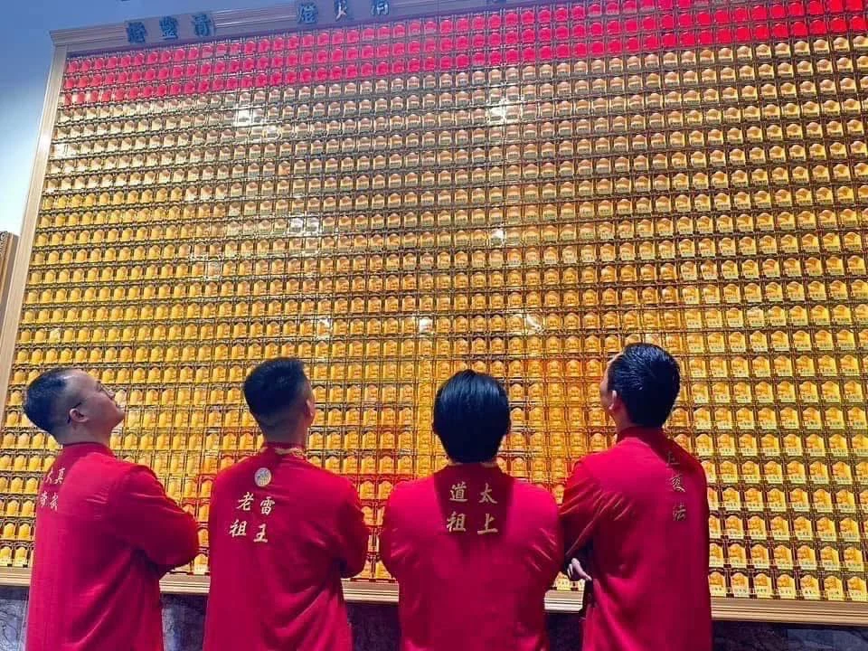 595160994 33644301821827571 2211974331838599332 N