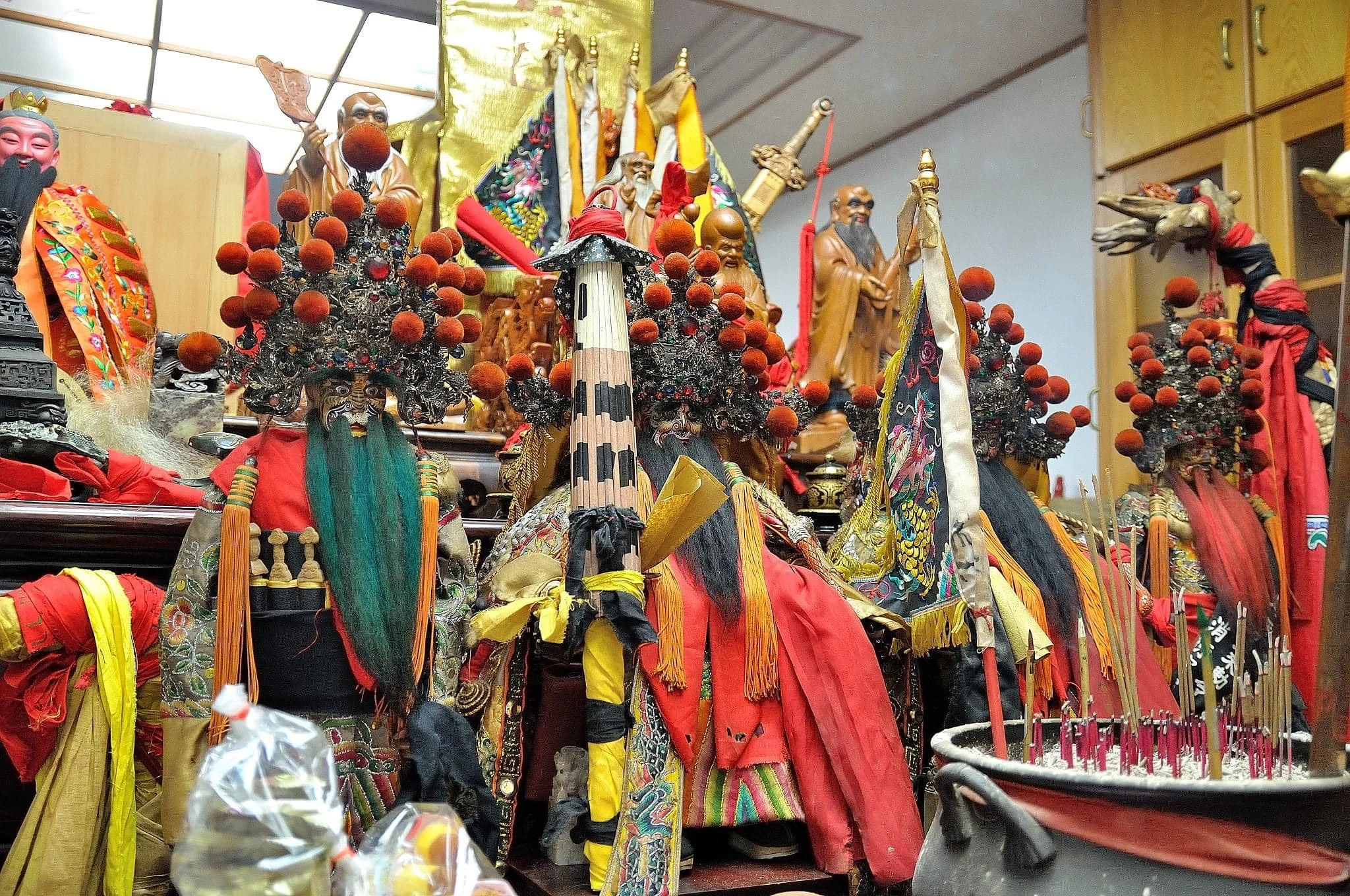 649992519 35128580733399665 1216952475313055429 N