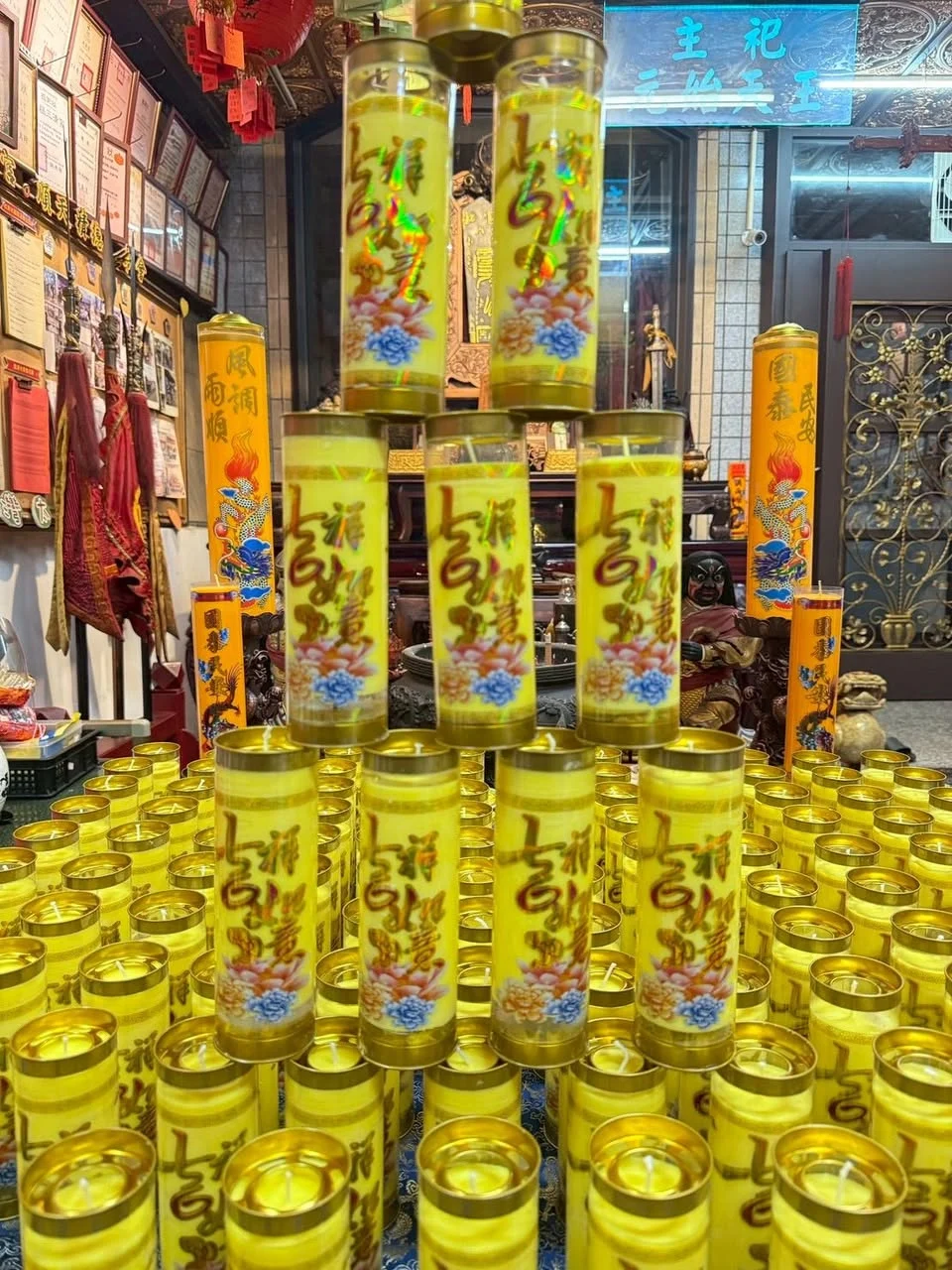 661588119 35607978385459895 2846460551189694798 N